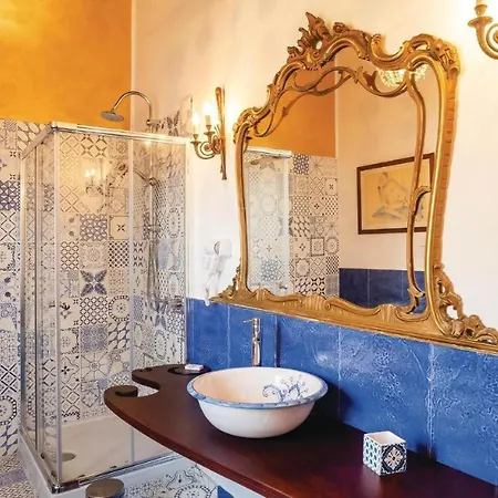 Pelusia 1894 - Ancient With Open View - Outstanding View - Garden And Seaview - Authentic Ancient Interior Design Hébergement de vacances